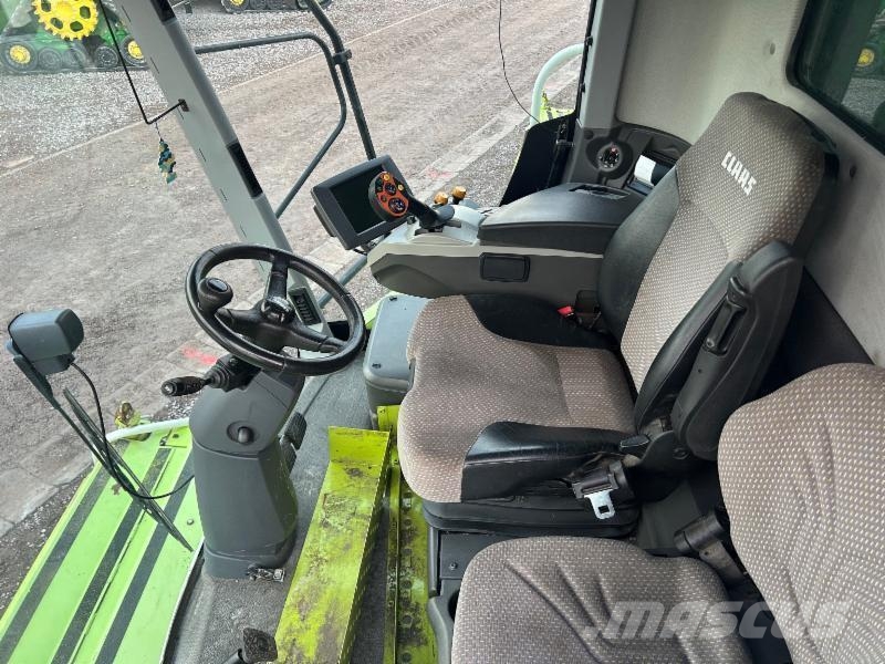 CLAAS LEXION 670 TERRA TRAC Combine de secerat