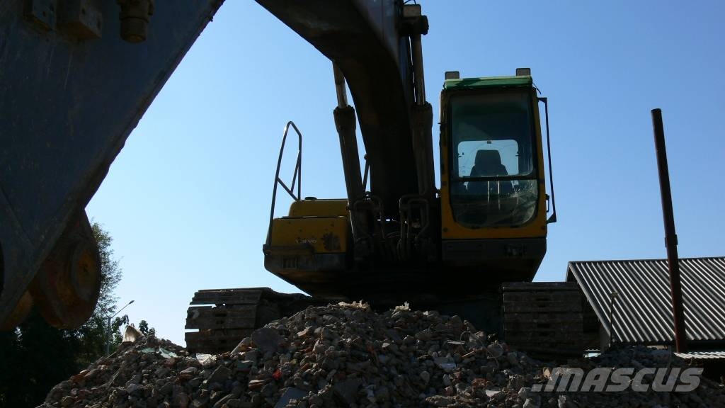 Volvo EC 240 Rovokopači