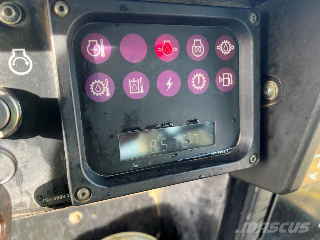 CAT 953 C . Pás Carregadoras de rastos