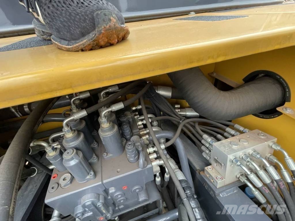 XCMG XE 200 DA Vikšriniai ekskavatoriai