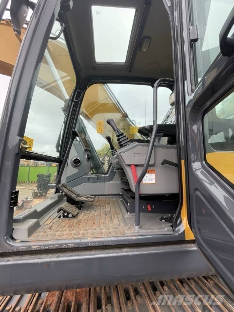XCMG XE 200 DA Vikšriniai ekskavatoriai