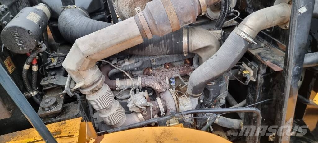 Hyundai HL 970 لوادر بعجل