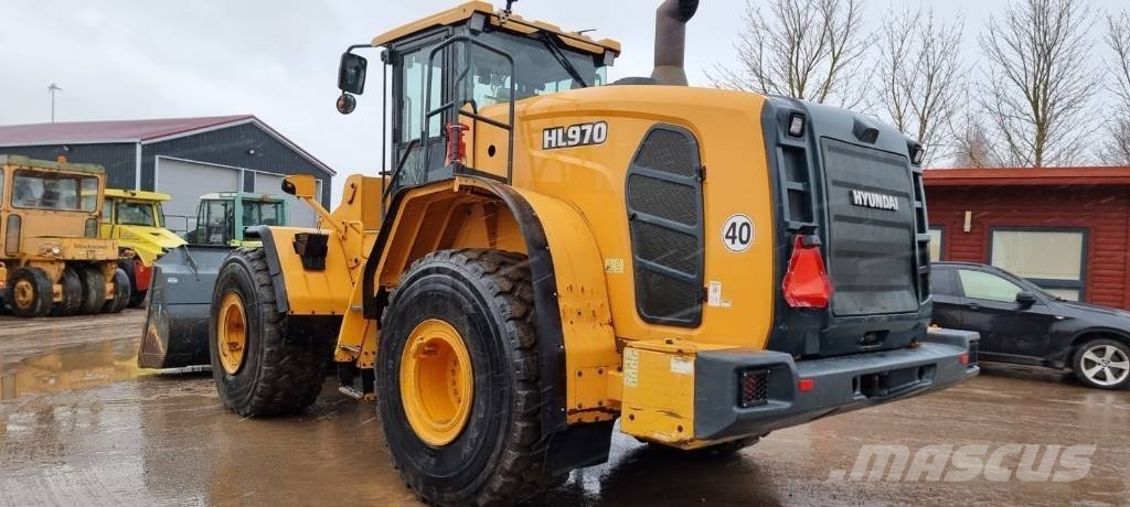 Hyundai HL 970 لوادر بعجل