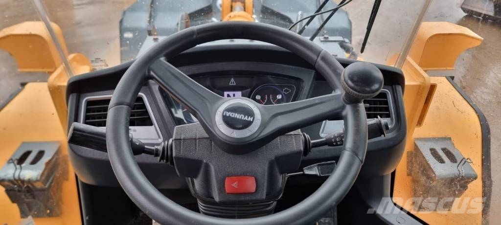 Hyundai HL 970 لوادر بعجل