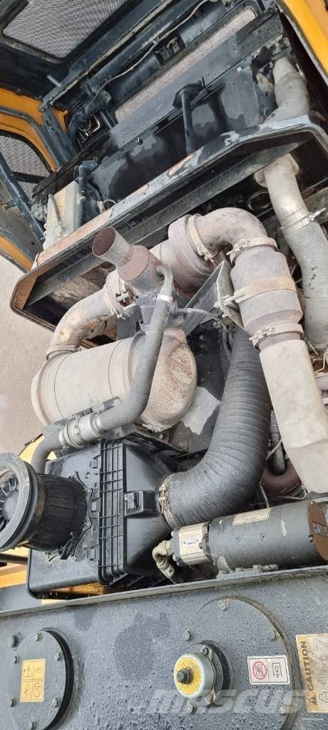 Hyundai HL 970 لوادر بعجل
