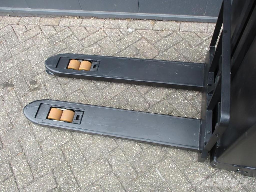 BT SWE 080L El-palleløftere