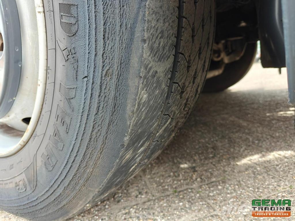 Scania P320 8x2/6 Day Cab Euro6A - HIAB XS211W-3 + Remote Hákový nosič kontejnerů