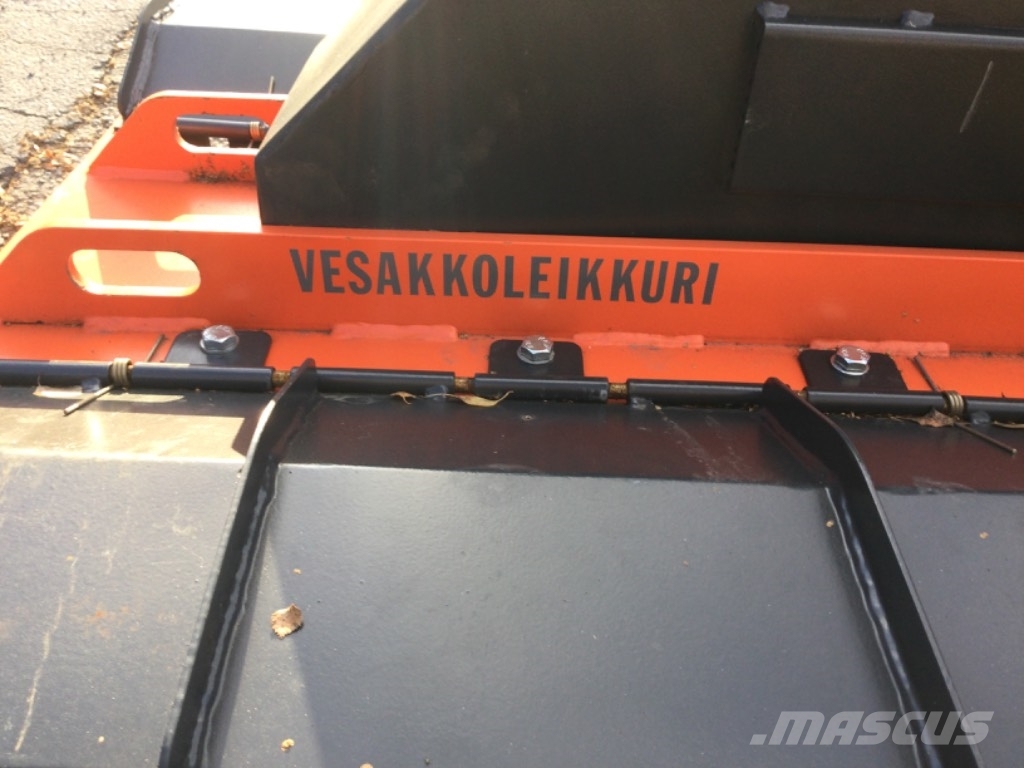 MPH 225 vesakkoleikkuri Mulčovače