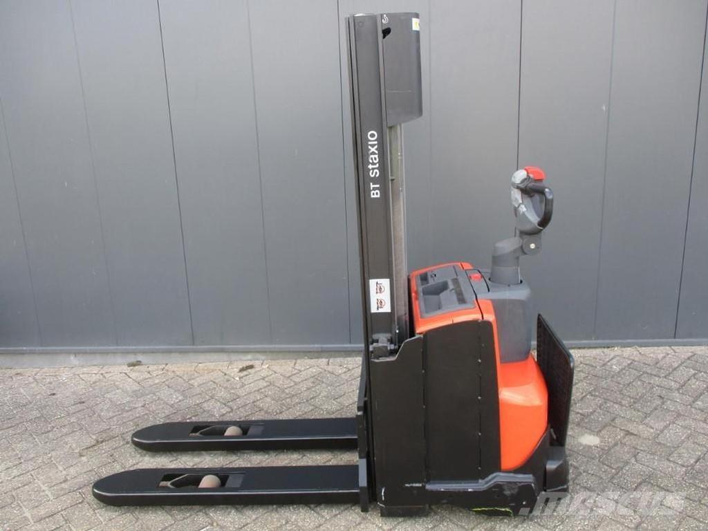BT SWE120 Pallettruck met meerij platform
