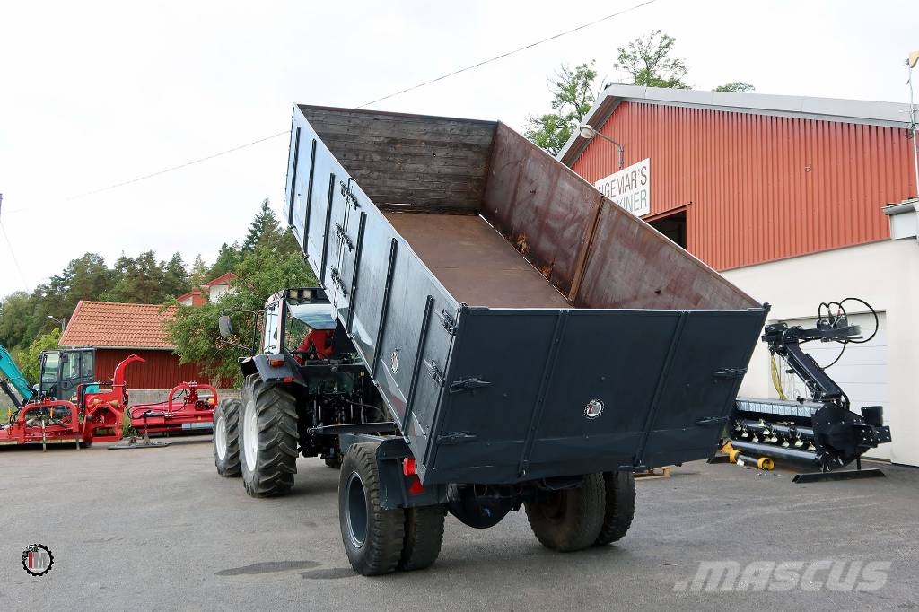 SEPTEMBERDEAL - HYDRAULISK TIPPVAGN MED STÅLBOTTEN OCH LÄMMAR Treileri-pašizgāzēji
