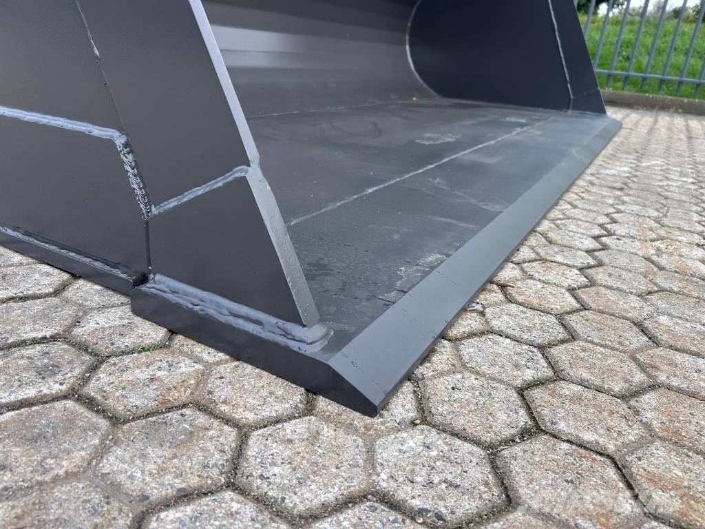 Volvo Bucket 3.5 m3  L60 | L70 | L90 | L110 | L120 Kovalar