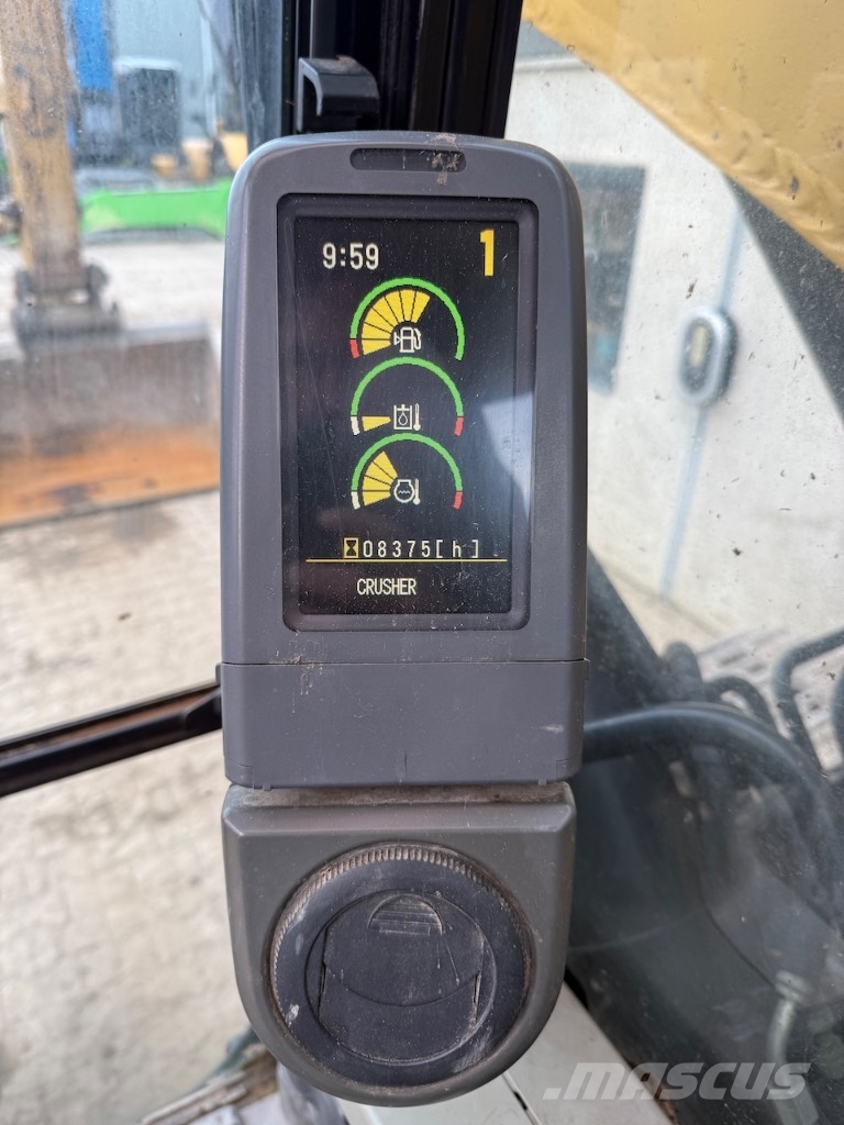 CAT 323 D L Kāpurķēžu ekskavatori
