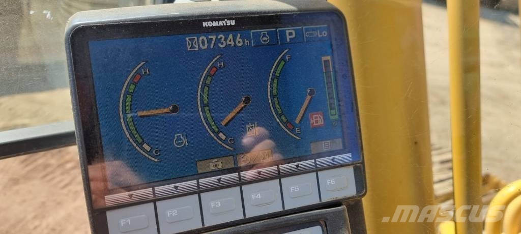 Komatsu PC 210-8 Bog Master Vikšriniai ekskavatoriai