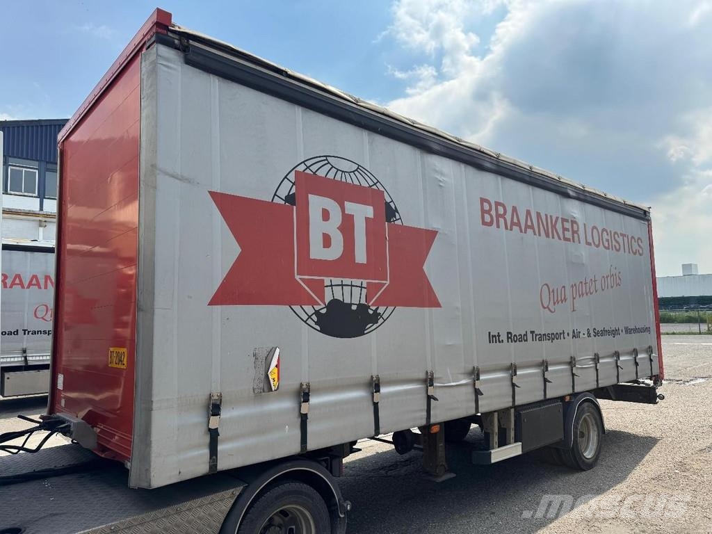 Iveco Daily 40C17 + 1-axle BUNK TRAILER - BOX 6,99 METER Muu