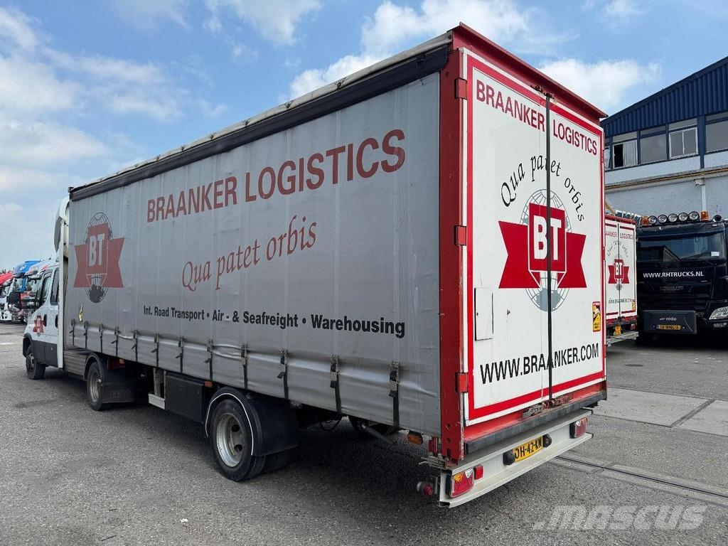 Iveco Daily 40C17 + 1-axle BUNK TRAILER - BOX 6,99 METER Muu