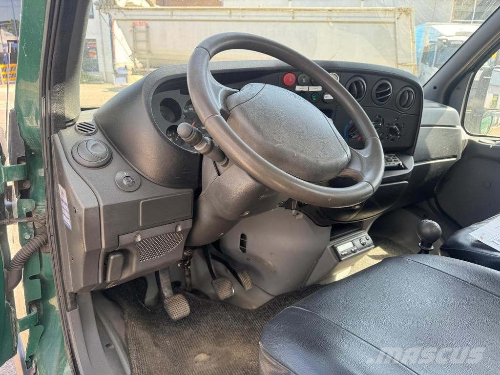 Iveco Daily 40C17 + 1-axle BUNK TRAILER - BOX 6,99 METER Muu