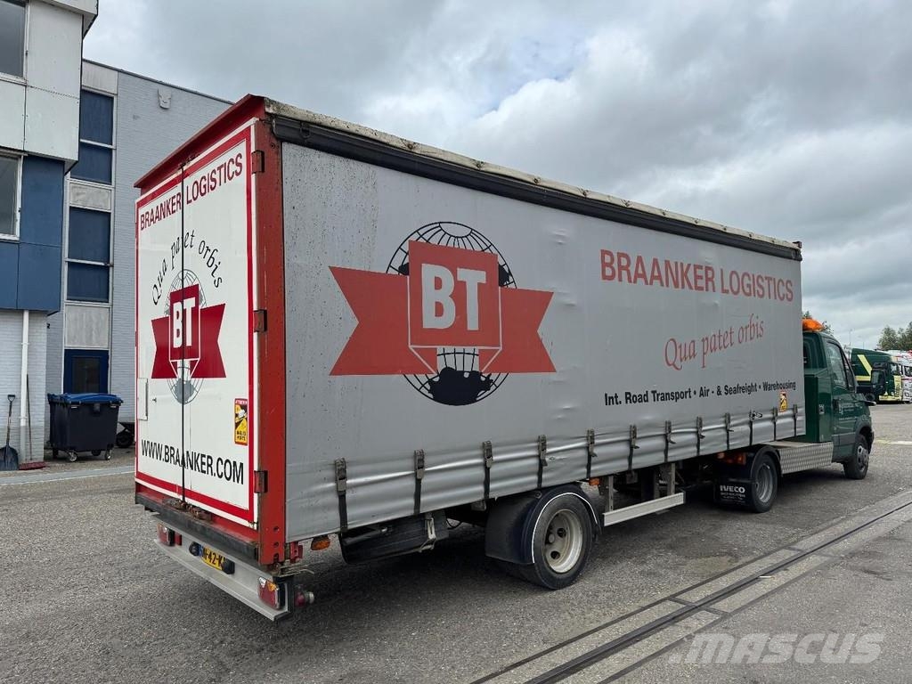 Iveco Daily 40C17 + 1-axle BUNK TRAILER - BOX 6,99 METER Muu
