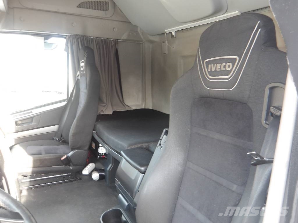 Iveco AS 440 ST/P LNG Седельные тягачи