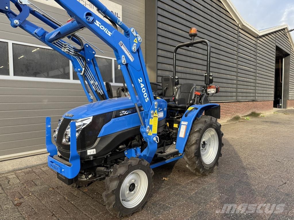Solis 20 4WD minitractor agribanden met frontlader / voo Traktori