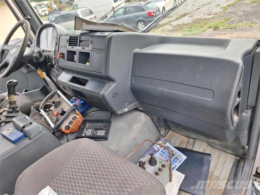 MAN TGA 33.400 6X4 + KCP 38 ZX170 Camiones con chasís y cabina