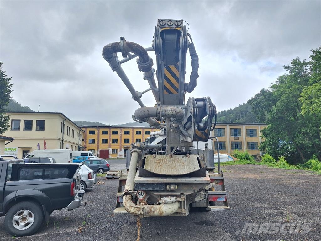 MAN TGA 33.400 6X4 + KCP 38 ZX170 Camiones con chasís y cabina