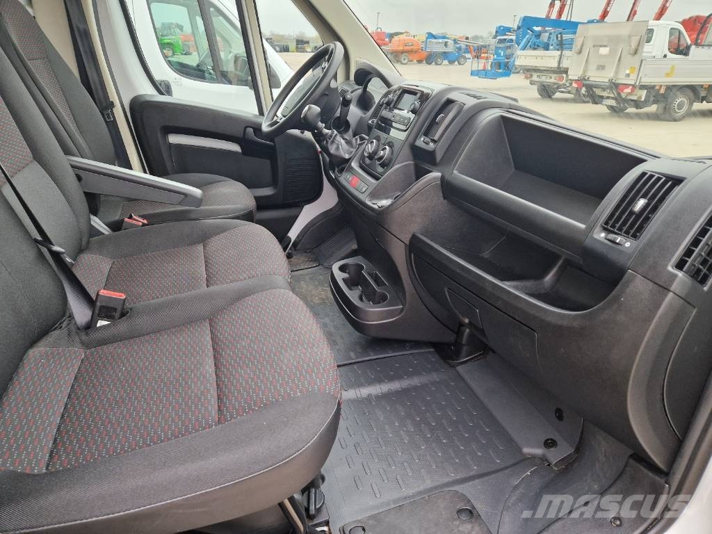 Opel Movano G131 Skříňová nástavba