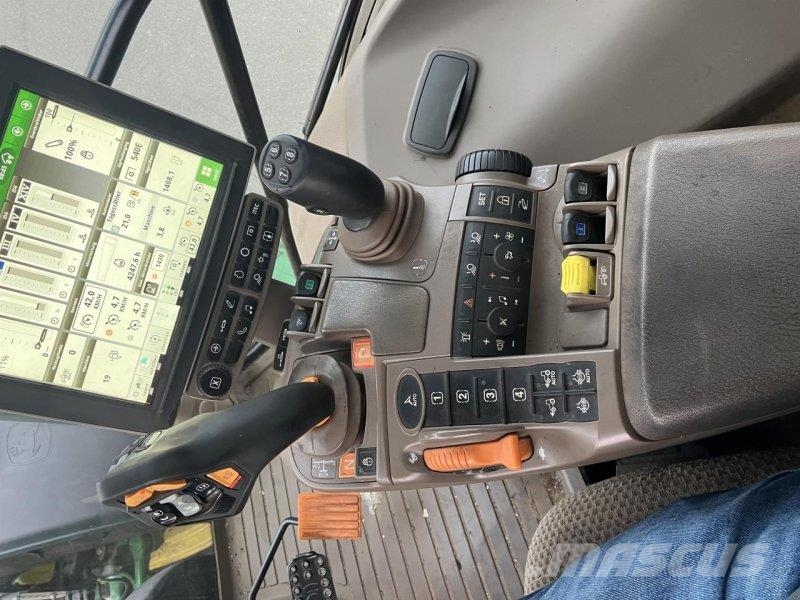 John Deere 6250R Traktoren