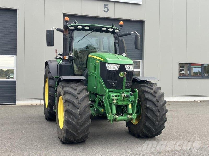 John Deere 6250R Traktoren