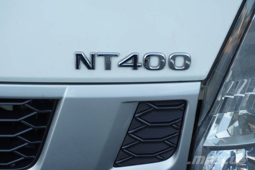 Nissan NT400 45.15 CAJA ABIERTA Schuifzeilopbouw