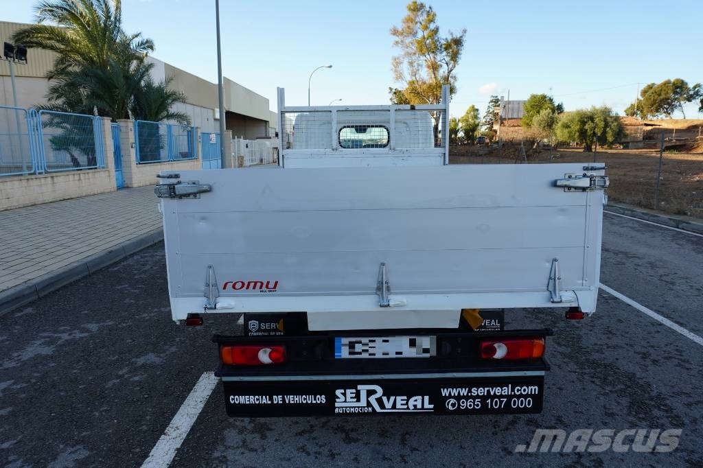 Nissan NT400 45.15 CAJA ABIERTA Schuifzeilopbouw