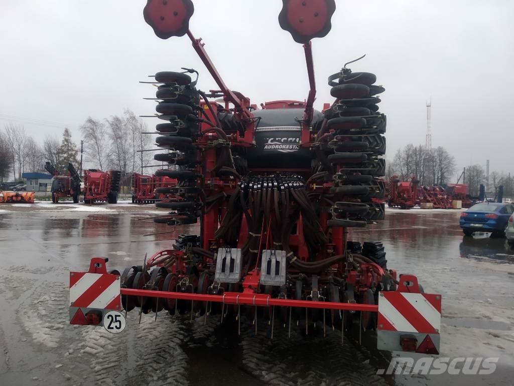 Horsch Focus 6 TD Mechanické sejačky