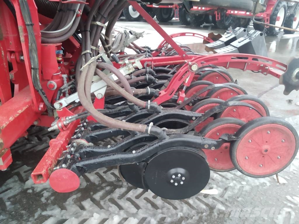 Horsch Focus 6 TD Mechanické sejačky