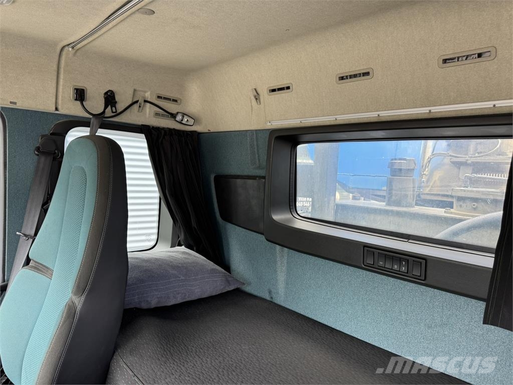 Volvo FMX 8x4 Lastbiler med tip