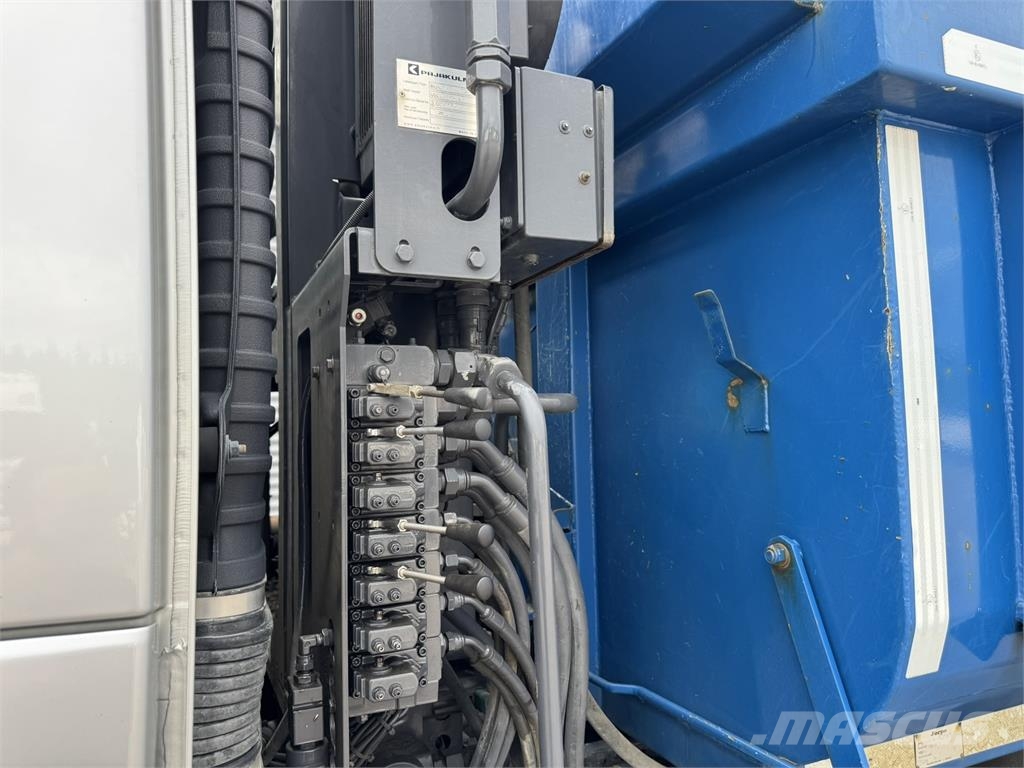 Volvo FMX 8x4 Lastbiler med tip