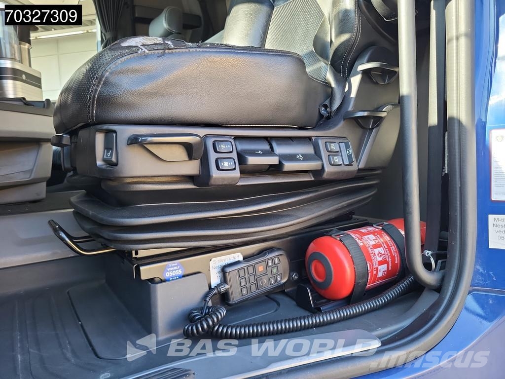 Scania R650 6X4 Retarder Hydraulic Full-Air Leder ACC Nav 中古トラクターヘッド | トレーラーヘッド