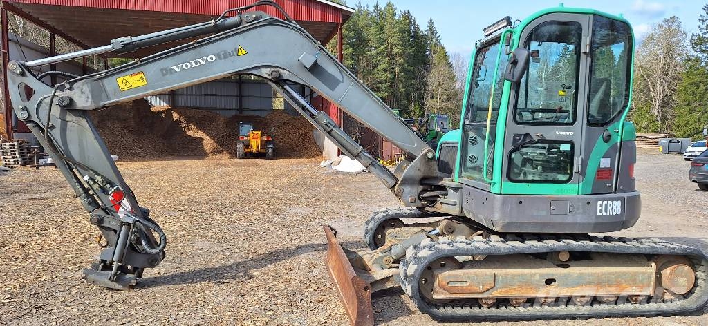 Volvo ECR 88 Vikšriniai ekskavatoriai