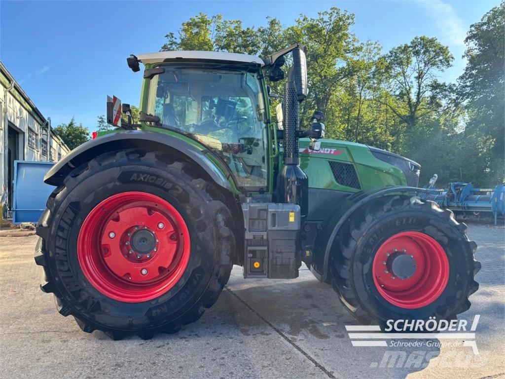 Fendt 724 GEN7 PROFI PLUS Traktory