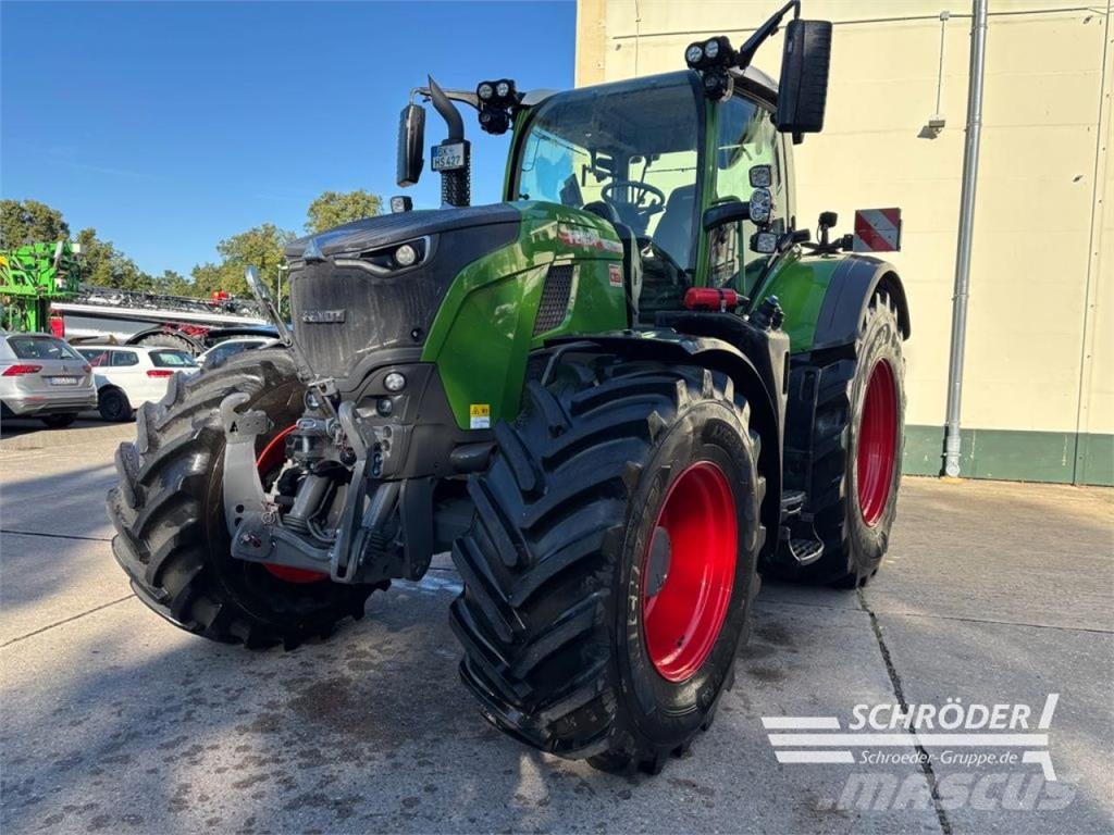 Fendt 724 GEN7 PROFI PLUS Traktory