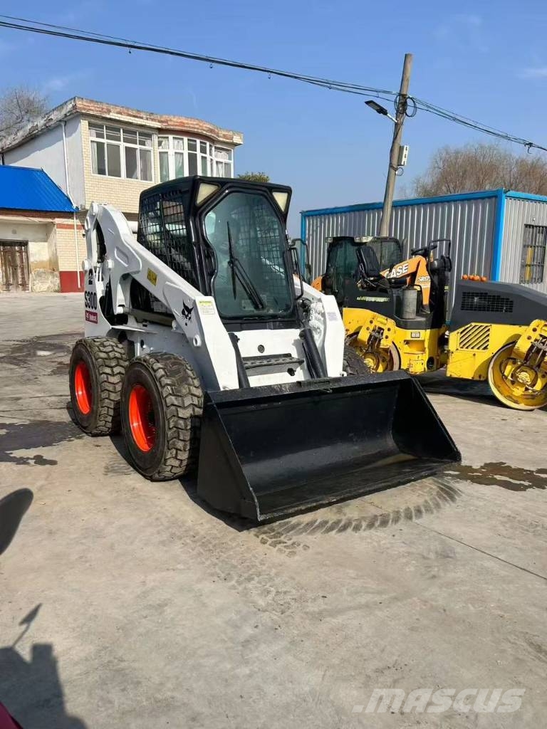 Bobcat S 300 Міні-навантажувачі