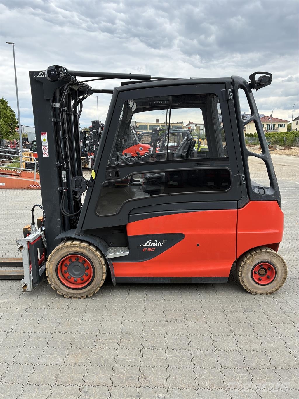 Linde E50/600HL Elektromos targoncák