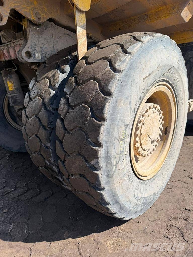 Komatsu HD 405-7 Άκαμπτα Dumper με ανατρεπόμενο κάδο