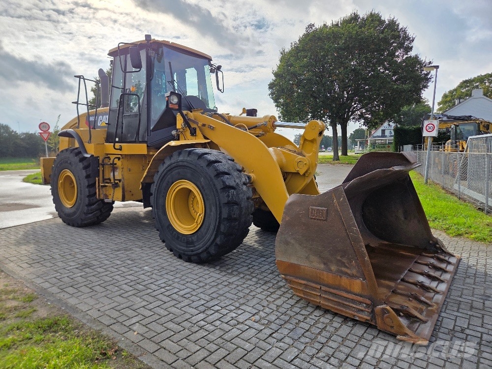 CAT 962H Kolesni nakladalci