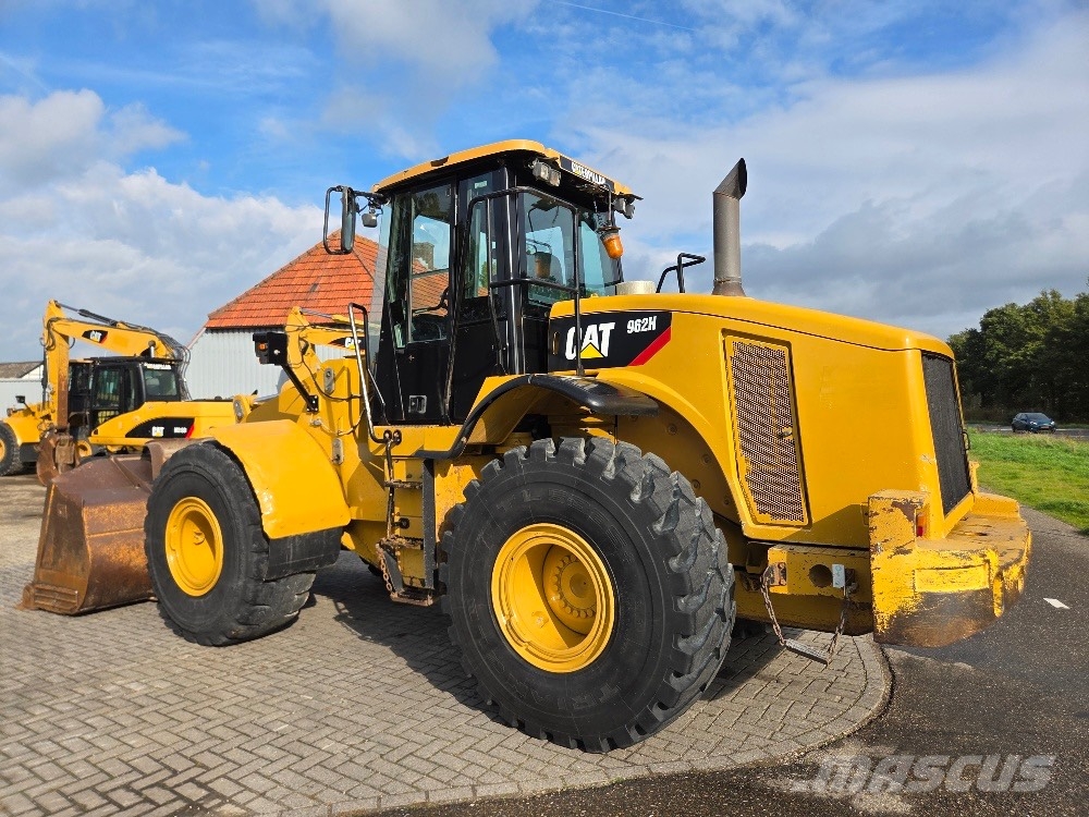 CAT 962H Kolesni nakladalci
