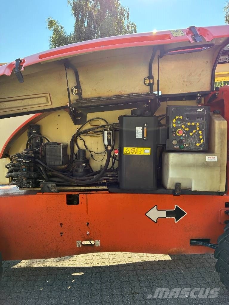 JLG 800AJ 26 meter knækarms lift Alkūniniai keltuvai