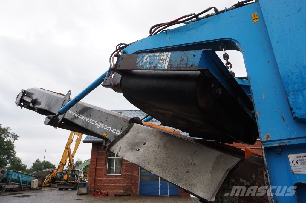 Terex Pegson XR 400 Crushers