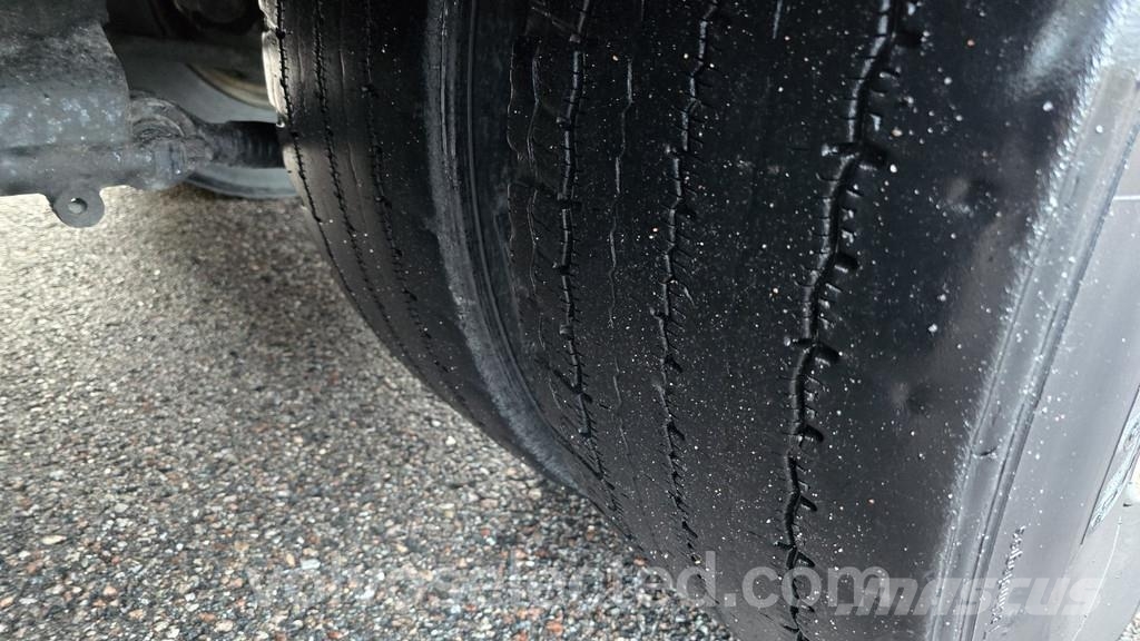 Scania R-serie R500 8x4 Kääntöpelli Nosturilla Vlakke laadvloer met kraan