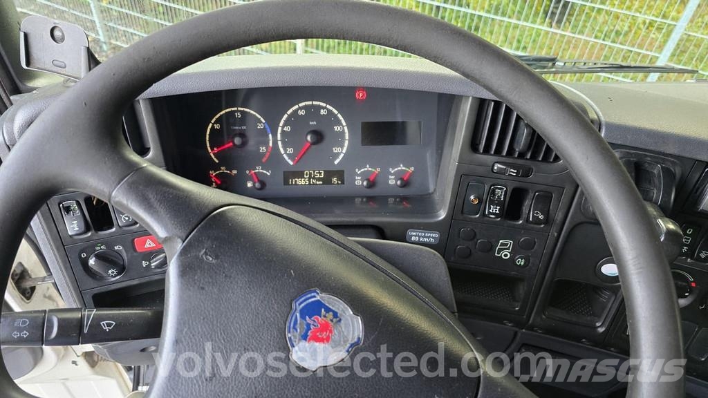 Scania R-serie R500 8x4 Kääntöpelli Nosturilla Vlakke laadvloer met kraan