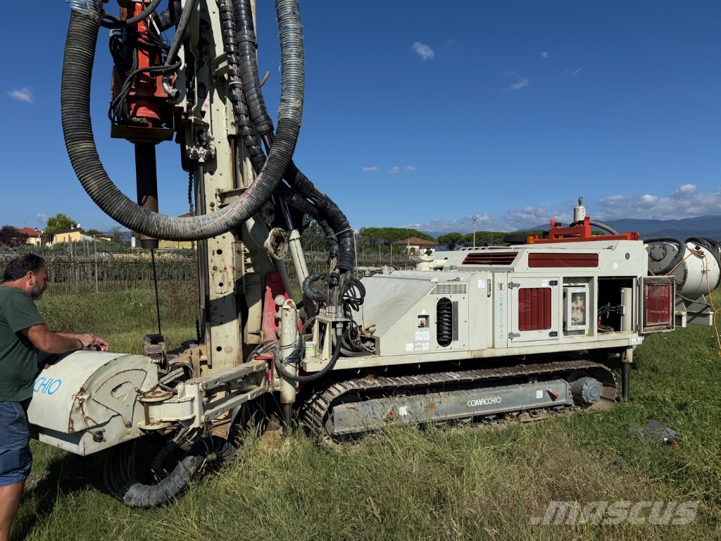 Comacchio MC 900 P1 Kuyu sondaj makinalari
