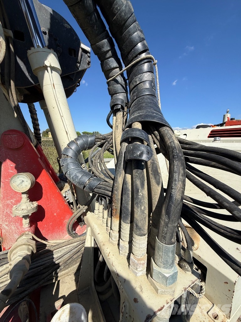Comacchio MC 900 P1 Kuyu sondaj makinalari