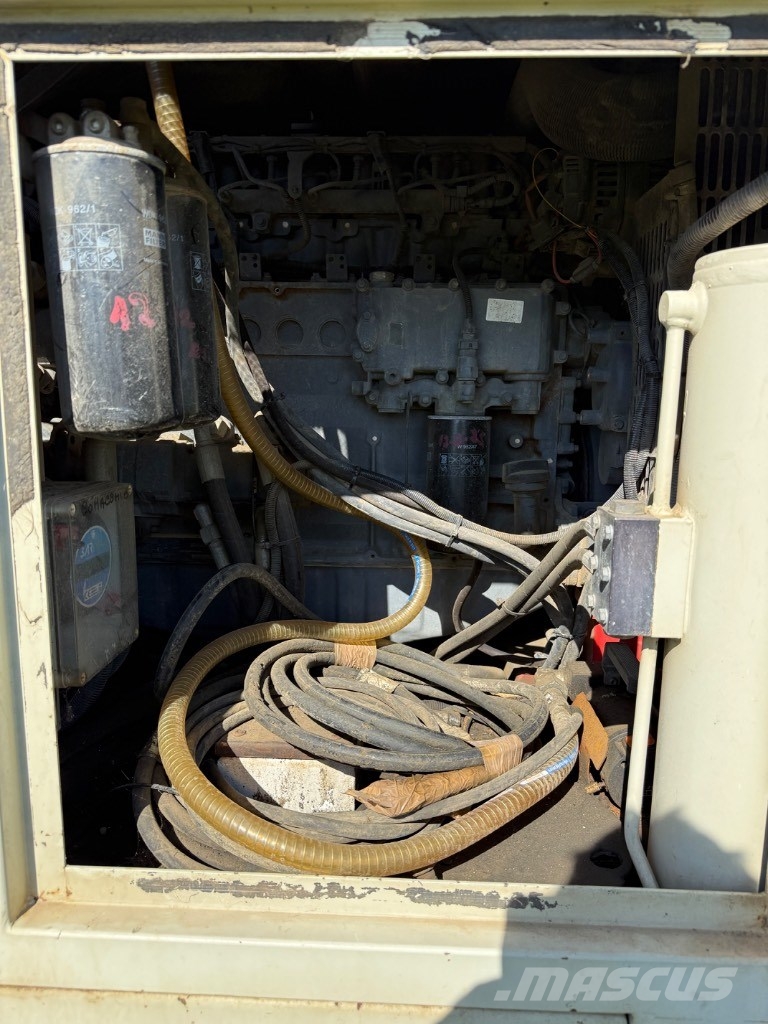 Comacchio MC 900 P1 Kuyu sondaj makinalari